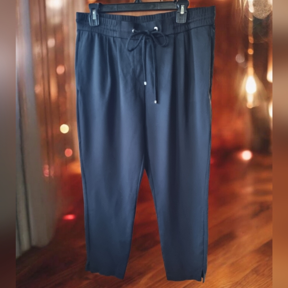 Laundry By Shelli Segal Black High Waist Pleated Activewear Pants